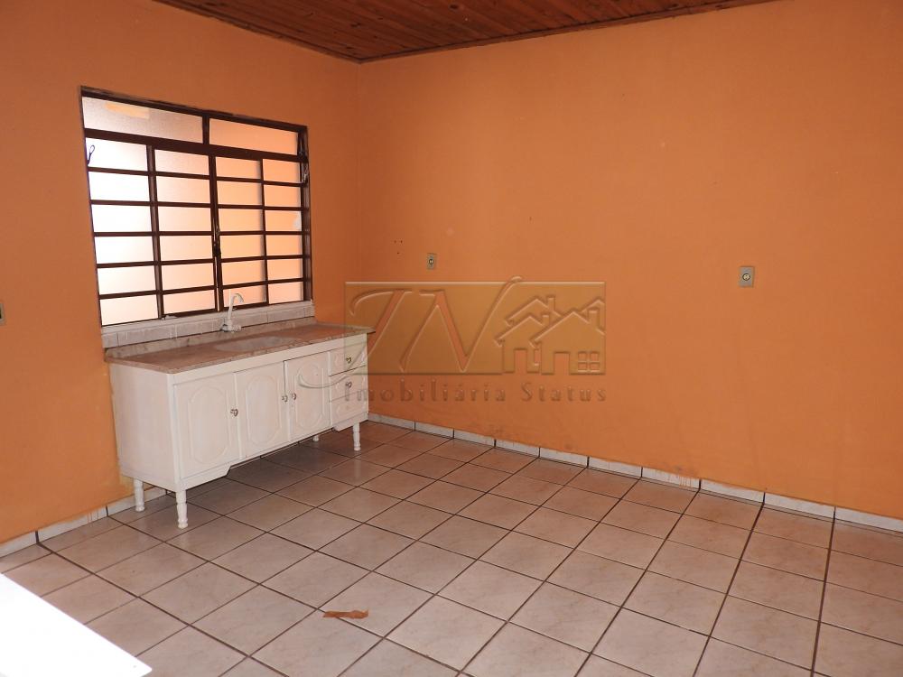 Alugar Residenciais / Casas em Santa Cruz do Rio Pardo R$ 700,00 - Foto 6