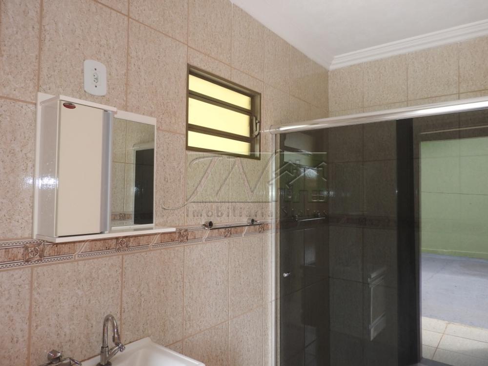 Alugar Residenciais / Casas em Santa Cruz do Rio Pardo R$ 1.300,00 - Foto 10