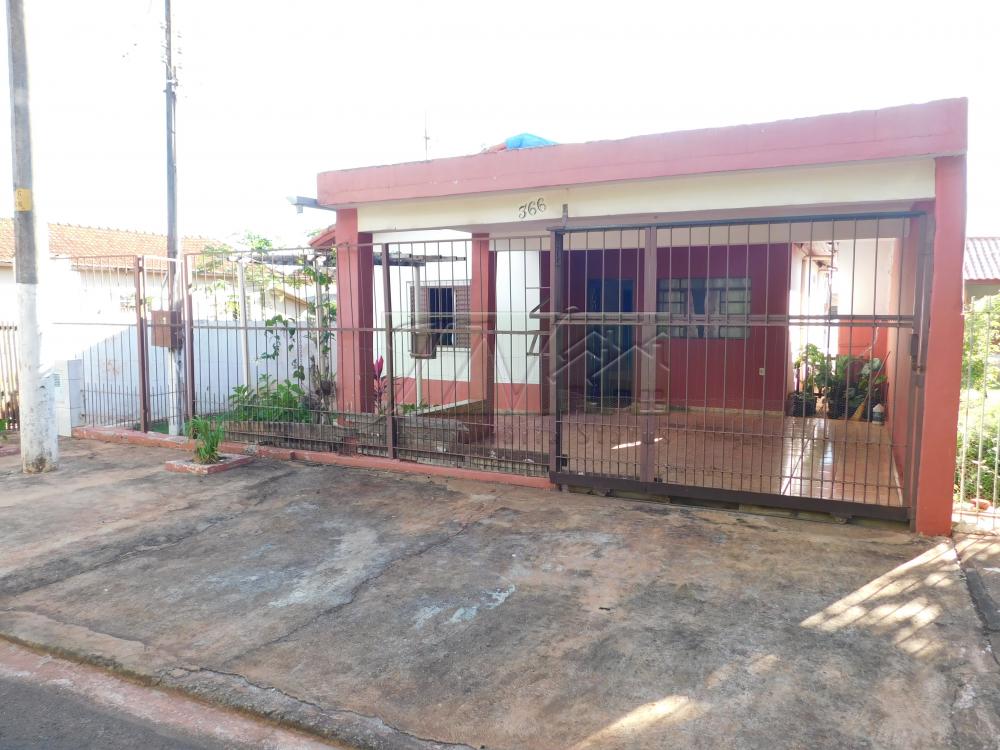 Alugar Residenciais / Casas em Santa Cruz do Rio Pardo R$ 800,00 - Foto 1