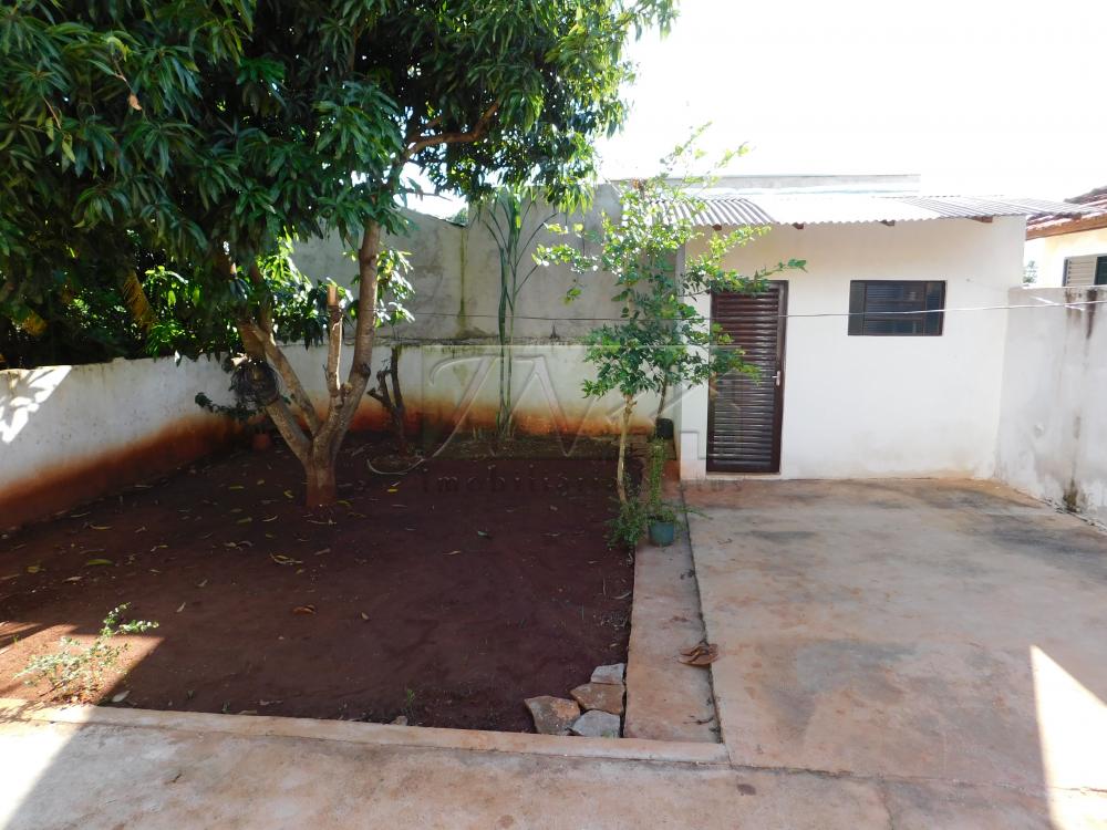 Alugar Residenciais / Casas em Santa Cruz do Rio Pardo R$ 800,00 - Foto 21