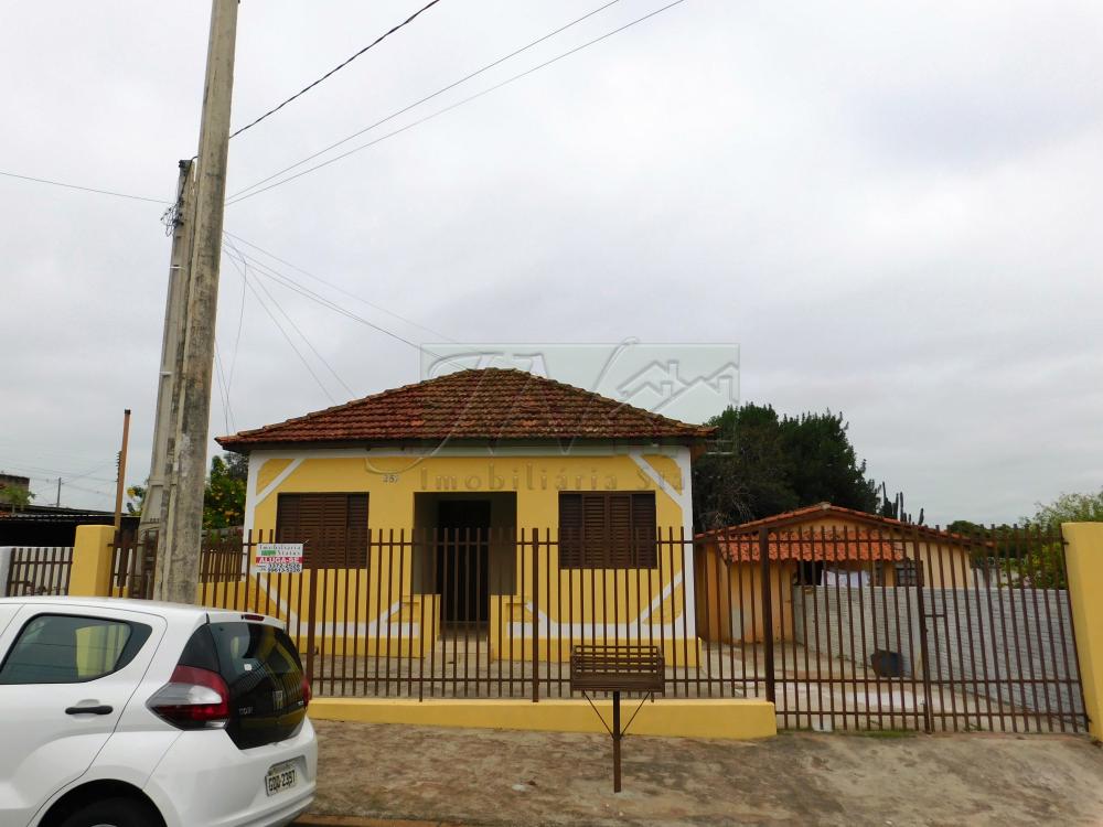 Alugar Residenciais / Casas em Santa Cruz do Rio Pardo R$ 900,00 - Foto 2