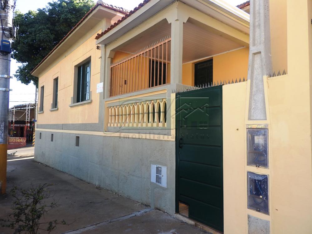 Alugar Residenciais / Casas em Santa Cruz do Rio Pardo R$ 1.500,00 - Foto 1