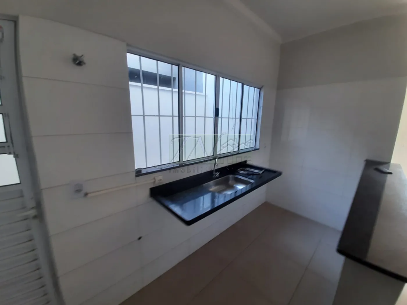 Alugar Residenciais / Casas em Santa Cruz do Rio Pardo R$ 1.300,00 - Foto 5