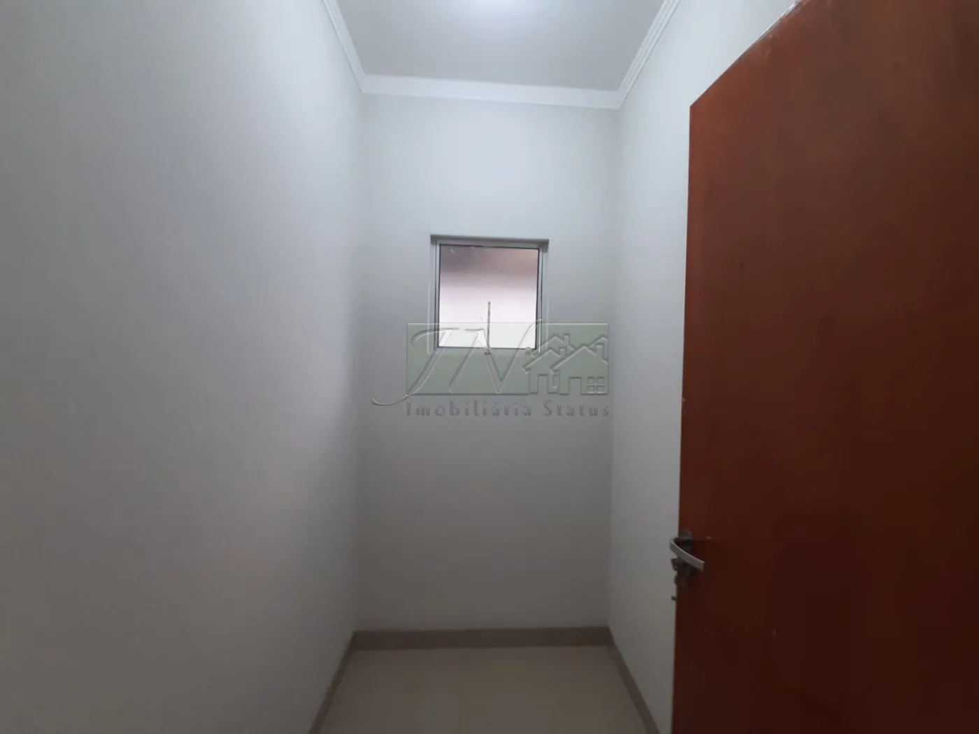 Alugar Residenciais / Casas em Santa Cruz do Rio Pardo R$ 1.300,00 - Foto 6