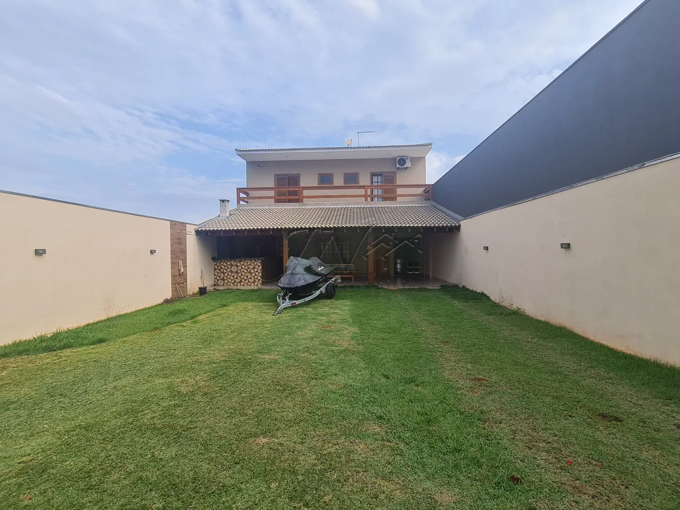 Alugar Residenciais / Casas em Santa Cruz do Rio Pardo R$ 2.500,00 - Foto 3