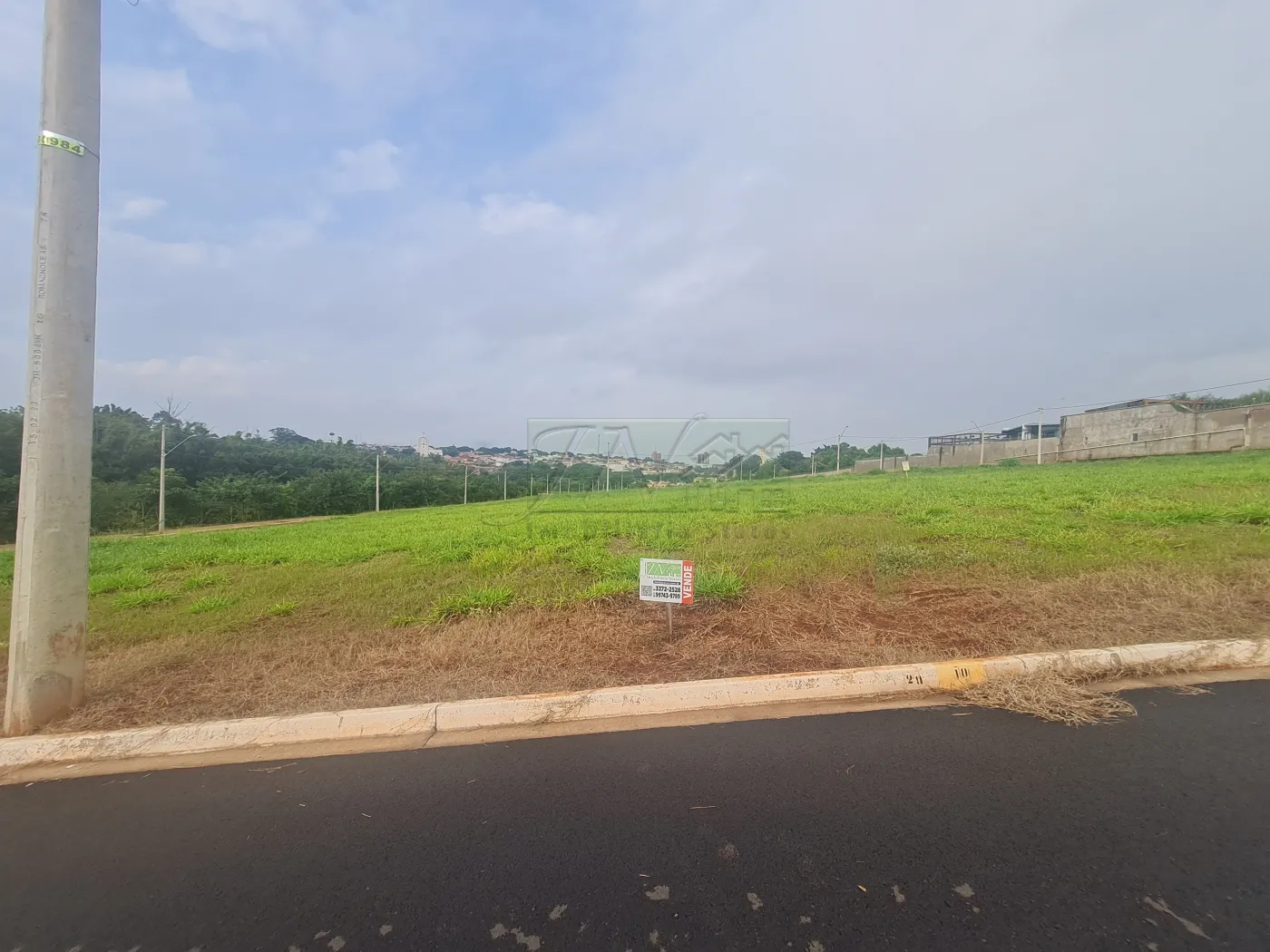 Comprar Terrenos / Lote em Santa Cruz do Rio Pardo R$ 55.000,00 - Foto 1