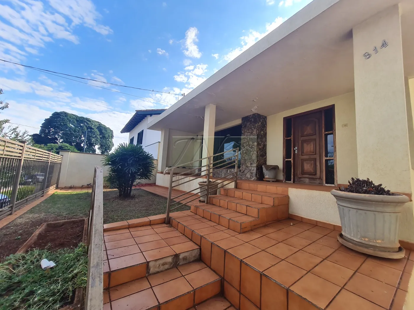 Comprar Residenciais / Casas em Santa Cruz do Rio Pardo R$ 800.000,00 - Foto 3