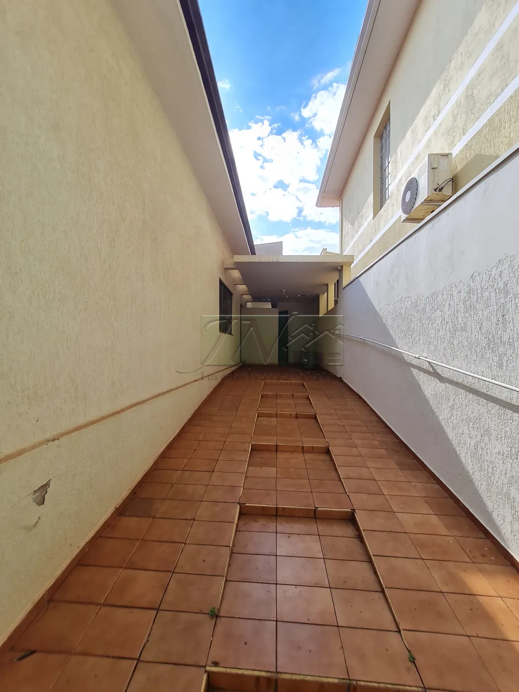Comprar Residenciais / Casas em Santa Cruz do Rio Pardo R$ 800.000,00 - Foto 7