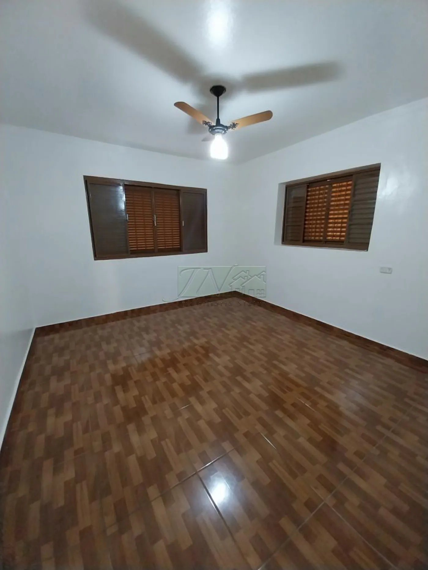 Alugar Residenciais / Casas em Santa Cruz do Rio Pardo R$ 1.350,00 - Foto 8