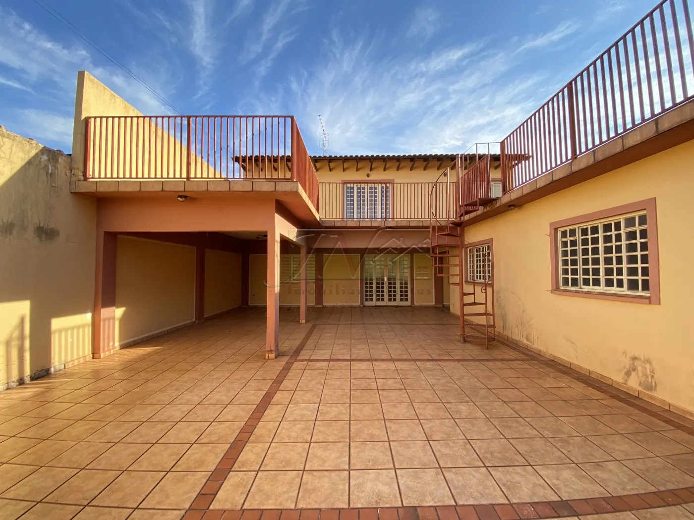 Comprar Residenciais / Casas em Santa Cruz do Rio Pardo R$ 650.000,00 - Foto 2