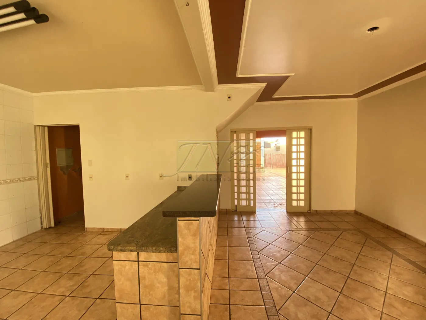 Comprar Residenciais / Casas em Santa Cruz do Rio Pardo R$ 650.000,00 - Foto 7