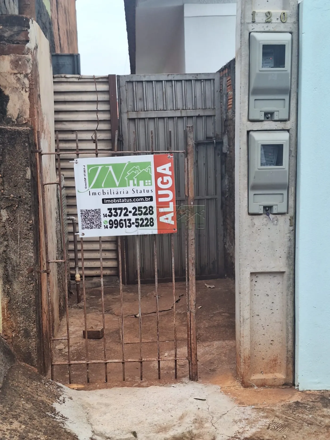 Alugar Residenciais / Casas em Santa Cruz do Rio Pardo R$ 700,00 - Foto 1