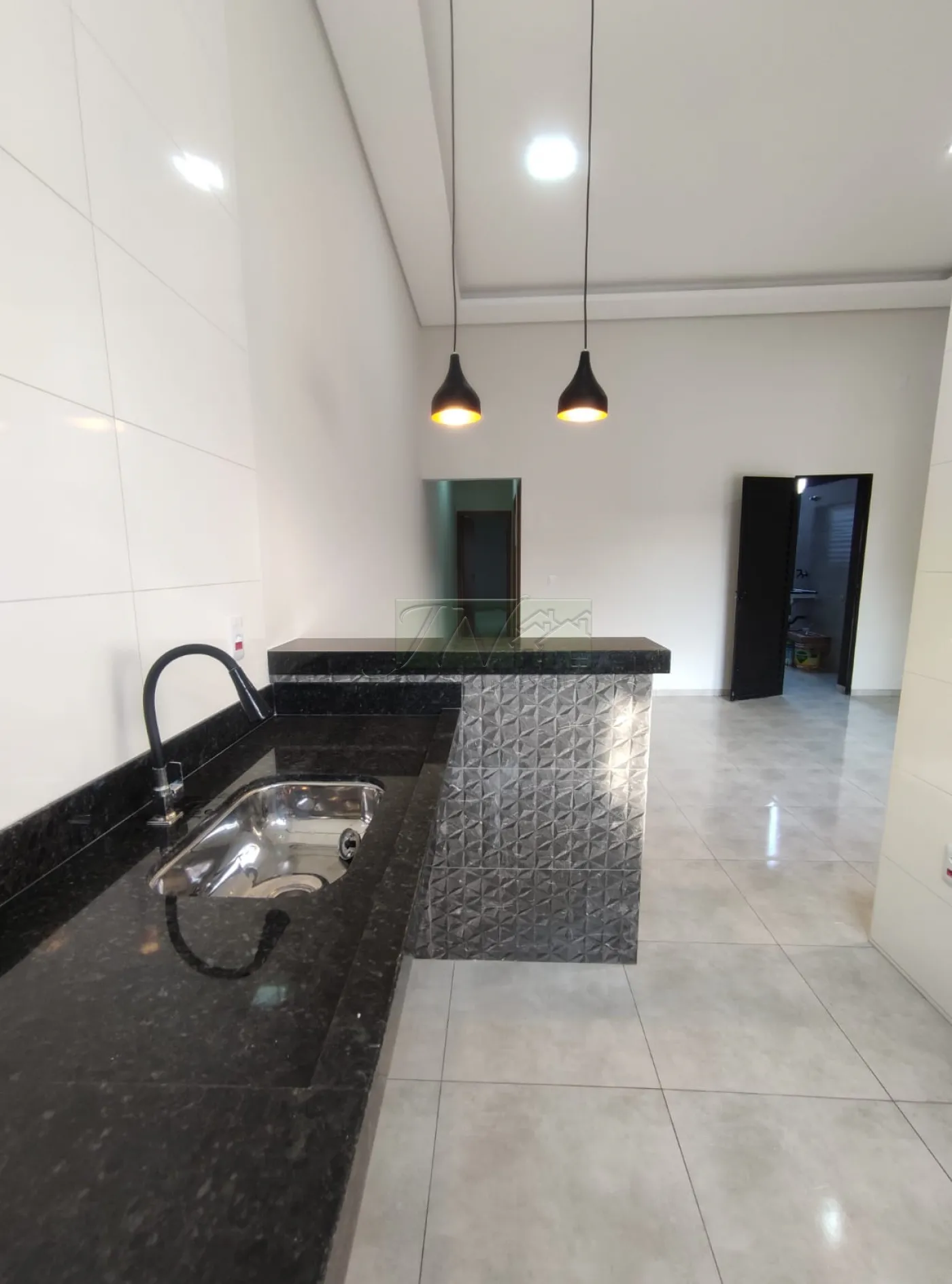 Comprar Residenciais / Casas em Santa Cruz do Rio Pardo R$ 370.000,00 - Foto 13