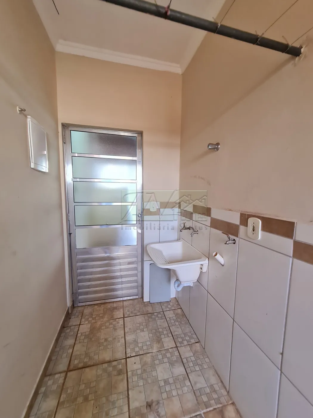 Comprar Residenciais / Casas em Santa Cruz do Rio Pardo R$ 460.000,00 - Foto 15