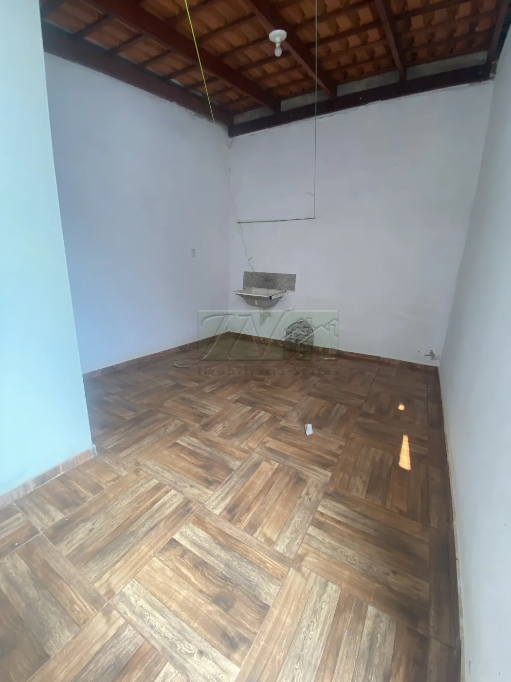 Alugar Residenciais / Casas em Santa Cruz do Rio Pardo R$ 1.150,00 - Foto 10