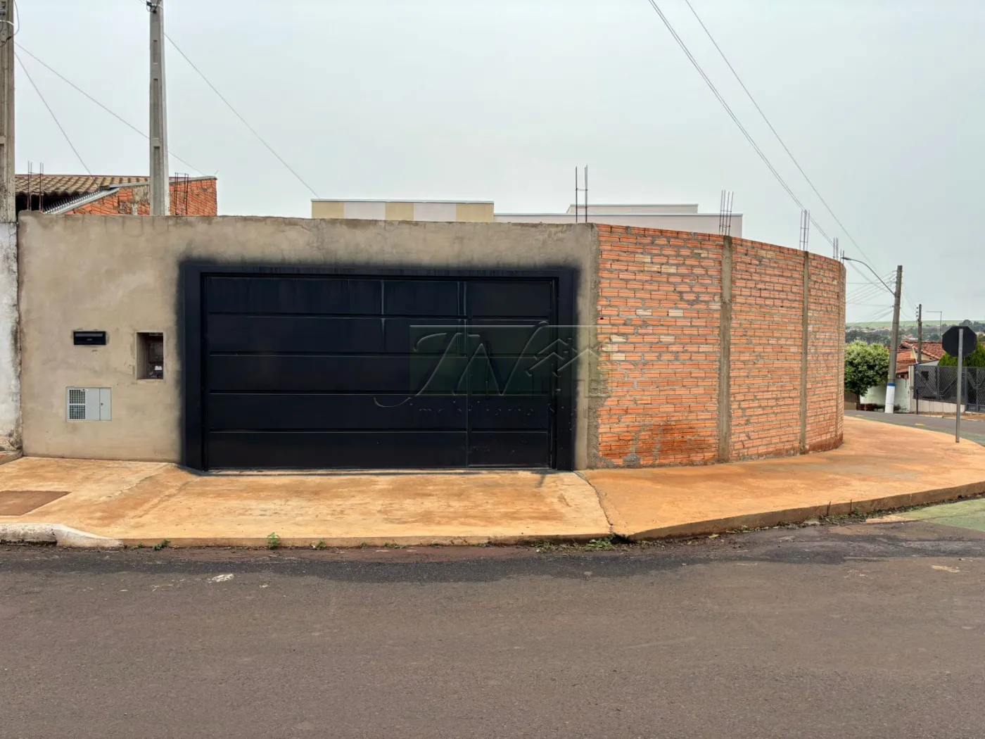 Comprar Residenciais / Casas em Ipaussu R$ 330.000,00 - Foto 1