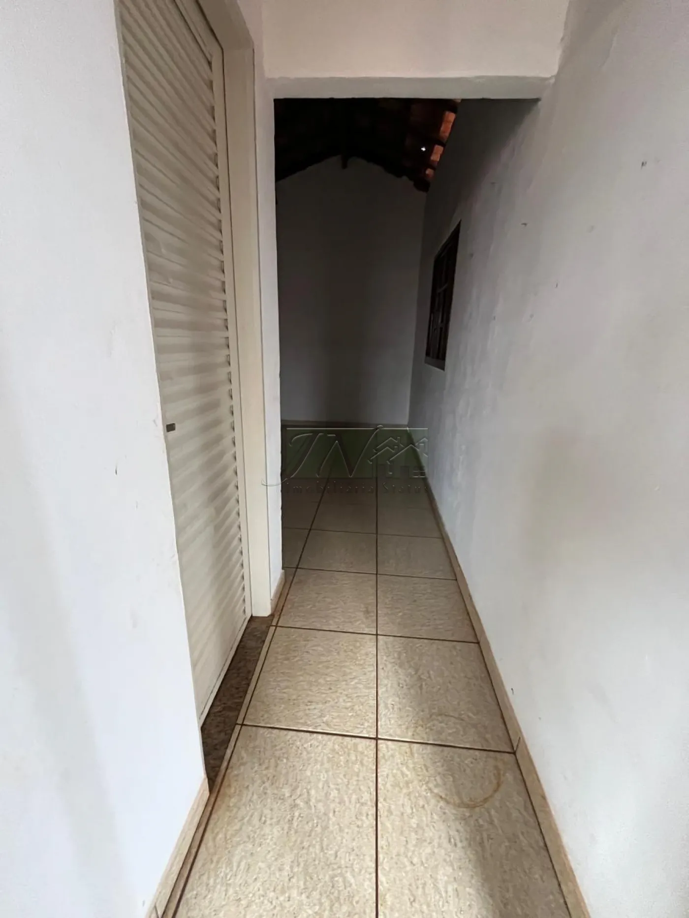 Alugar Residenciais / Casas em Santa Cruz do Rio Pardo R$ 600,00 - Foto 4