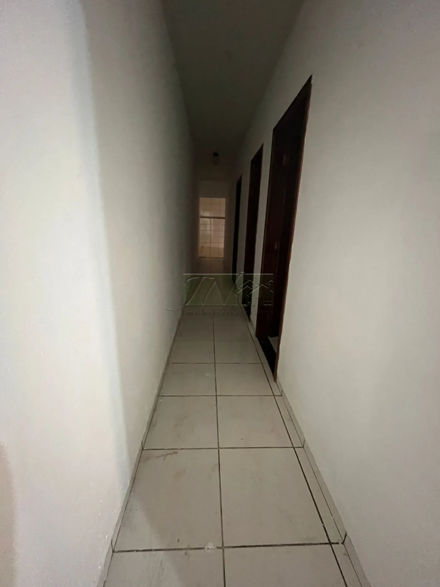 Alugar Residenciais / Casas em Santa Cruz do Rio Pardo R$ 1.350,00 - Foto 6