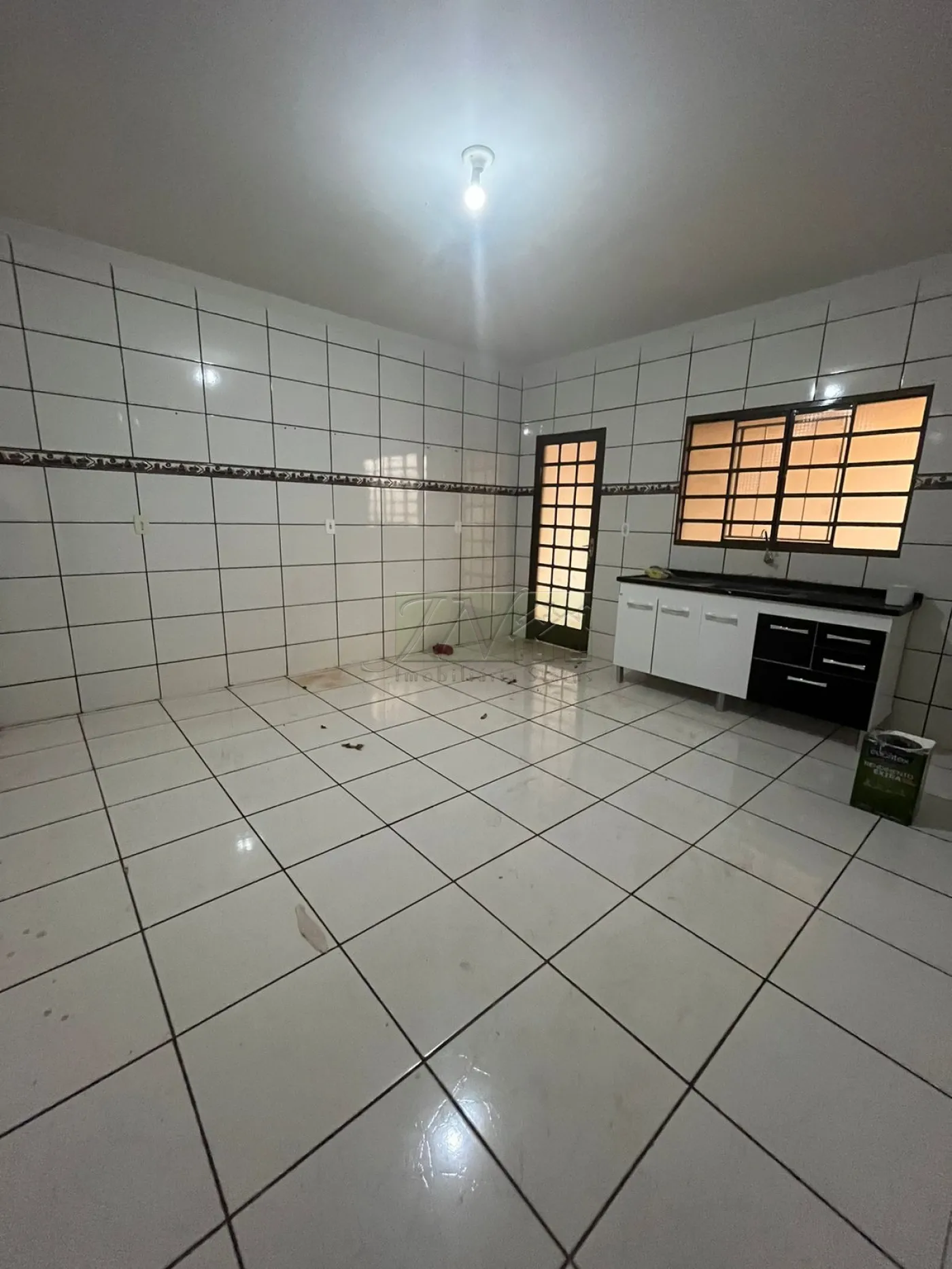 Alugar Residenciais / Casas em Santa Cruz do Rio Pardo R$ 1.350,00 - Foto 11