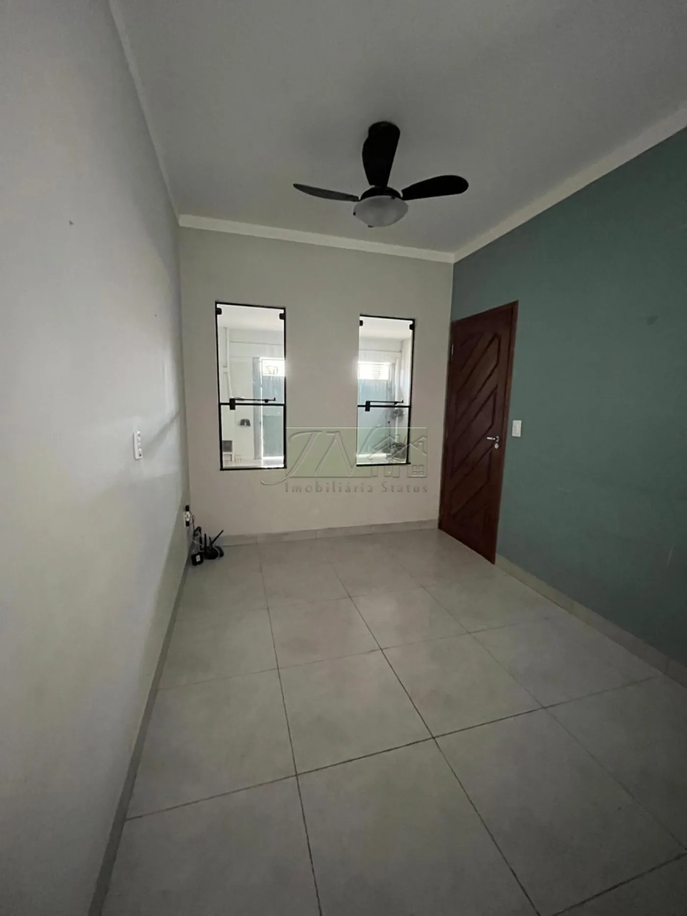 Alugar Residenciais / Casas em Santa Cruz do Rio Pardo R$ 1.400,00 - Foto 8