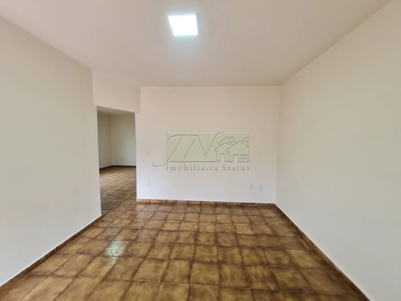 Alugar Residenciais / Casas em Santa Cruz do Rio Pardo R$ 1.300,00 - Foto 5