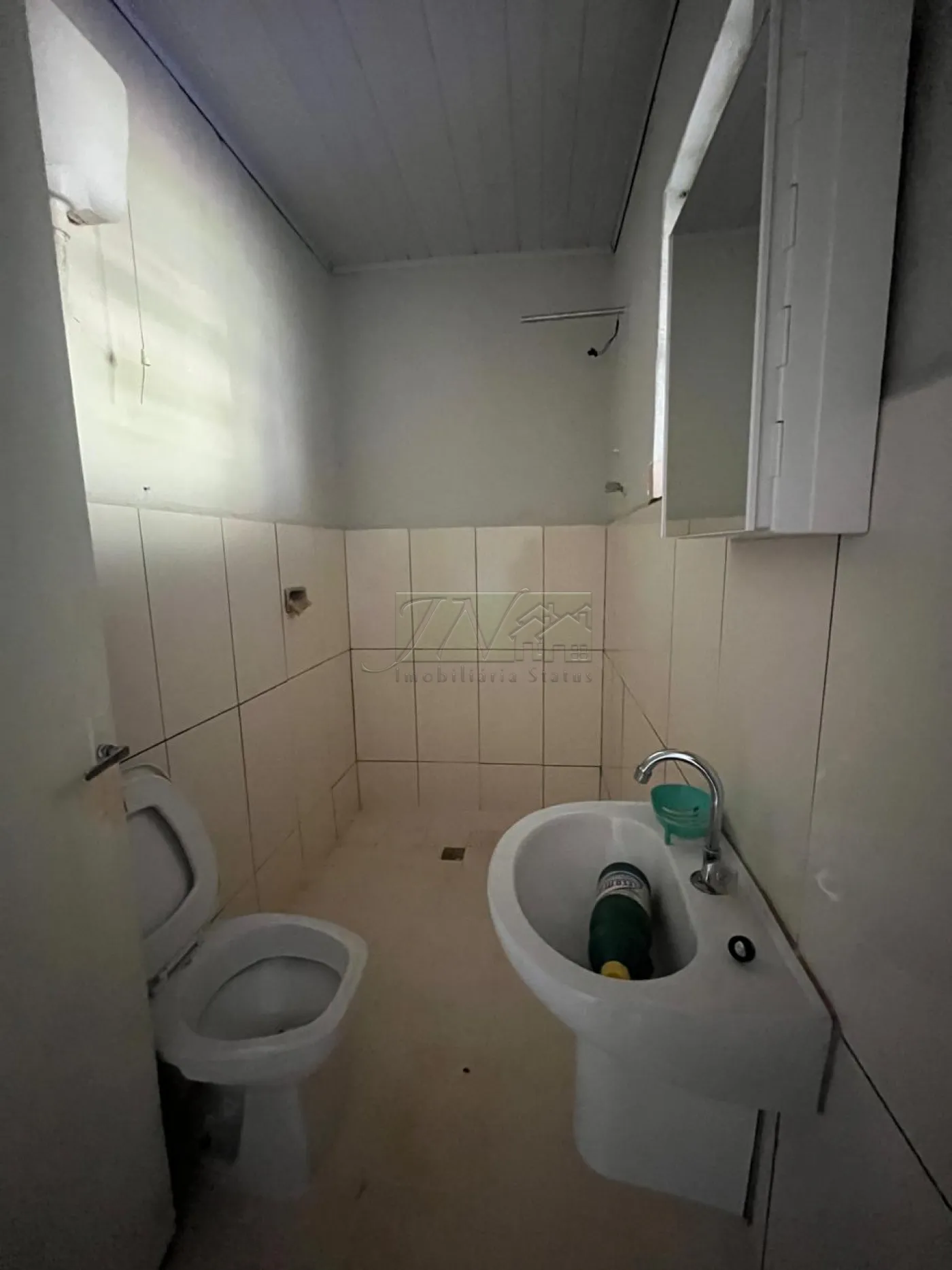 Alugar Residenciais / Casas em Santa Cruz do Rio Pardo R$ 700,00 - Foto 8