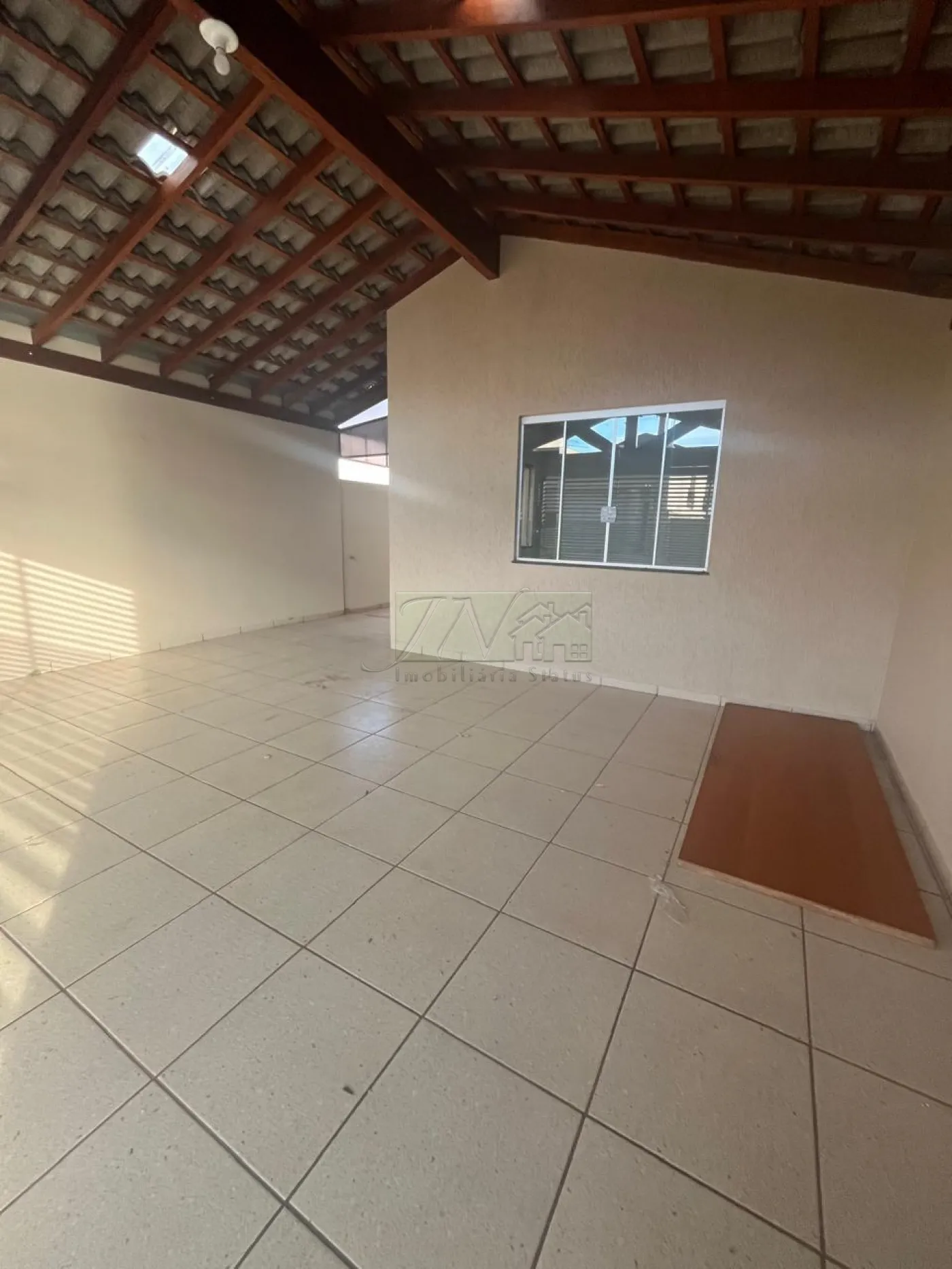 Alugar Residenciais / Casas em Santa Cruz do Rio Pardo R$ 1.900,00 - Foto 2