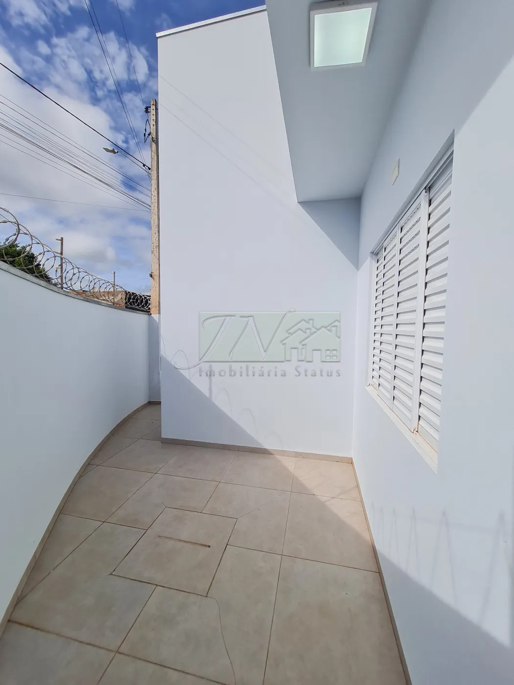 Comprar Residenciais / Casas em Santa Cruz do Rio Pardo R$ 350.000,00 - Foto 6