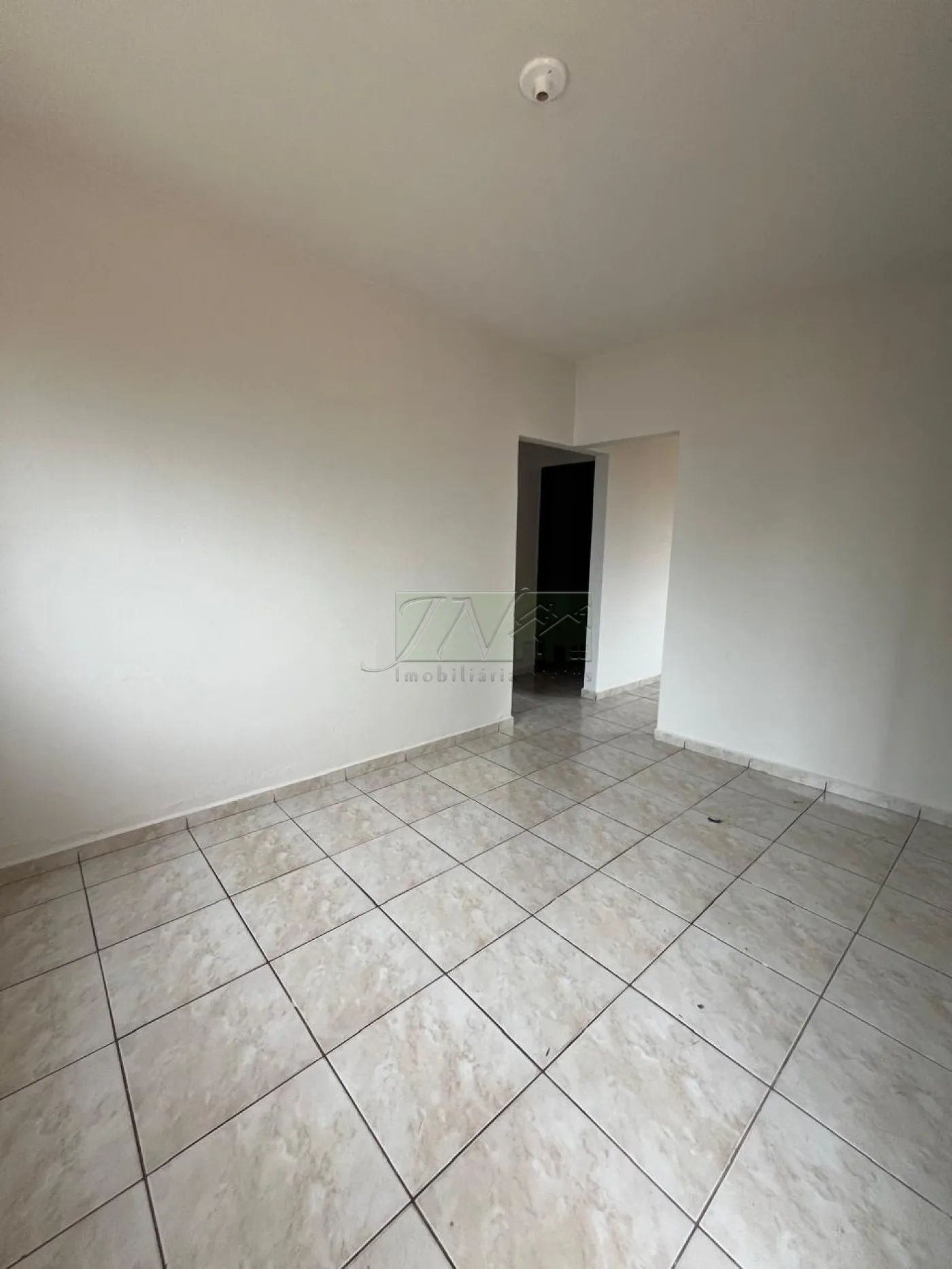 Alugar Residenciais / Casas em Santa Cruz do Rio Pardo R$ 950,00 - Foto 5