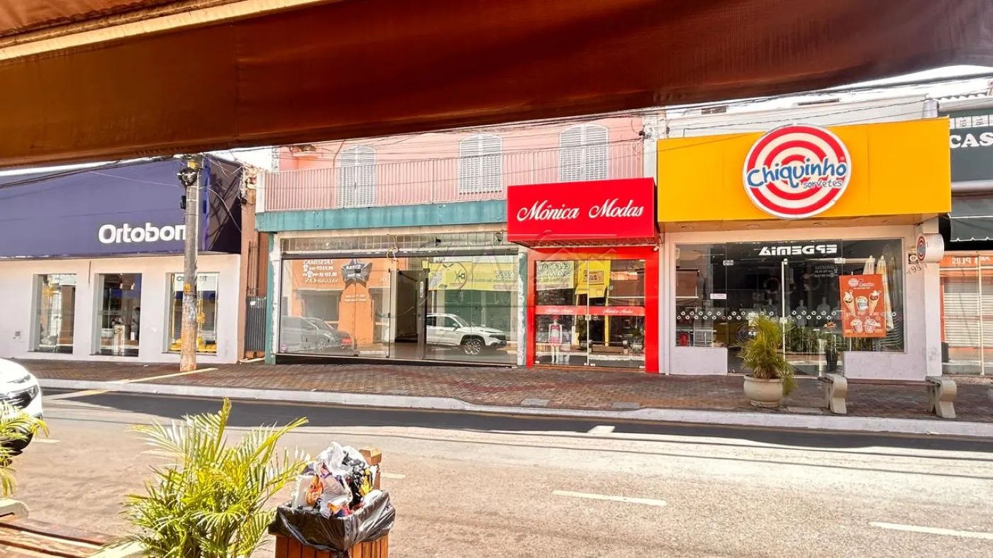 Alugar Comerciais / Galpão em Santa Cruz do Rio Pardo R$ 5.500,00 - Foto 1