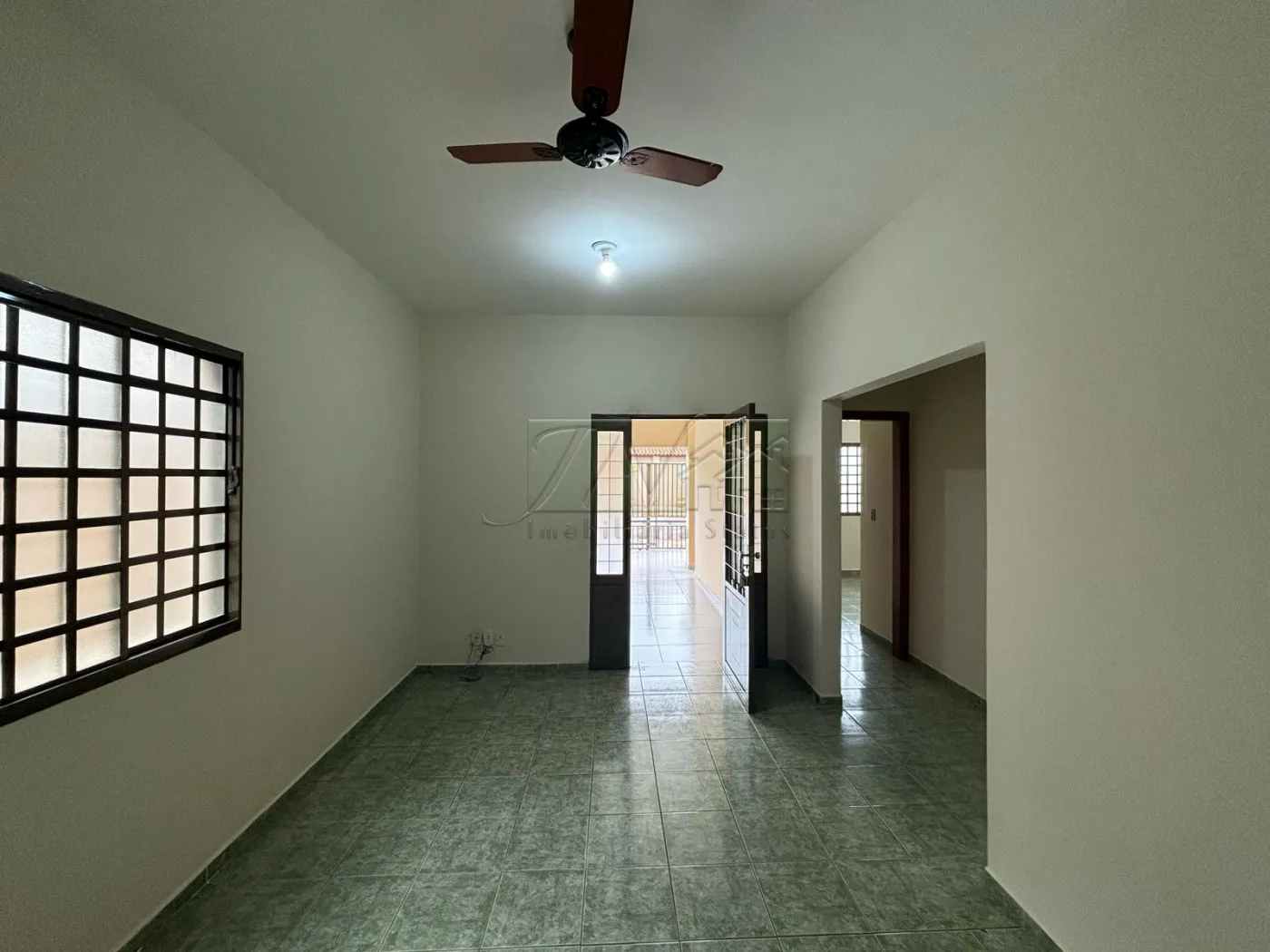 Alugar Residenciais / Casas em Santa Cruz do Rio Pardo R$ 2.300,00 - Foto 6