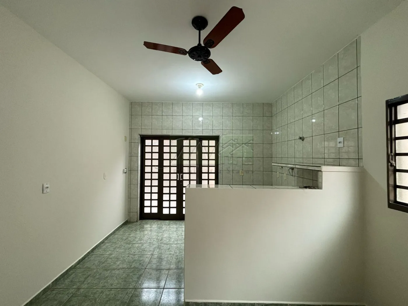 Alugar Residenciais / Casas em Santa Cruz do Rio Pardo R$ 2.300,00 - Foto 14