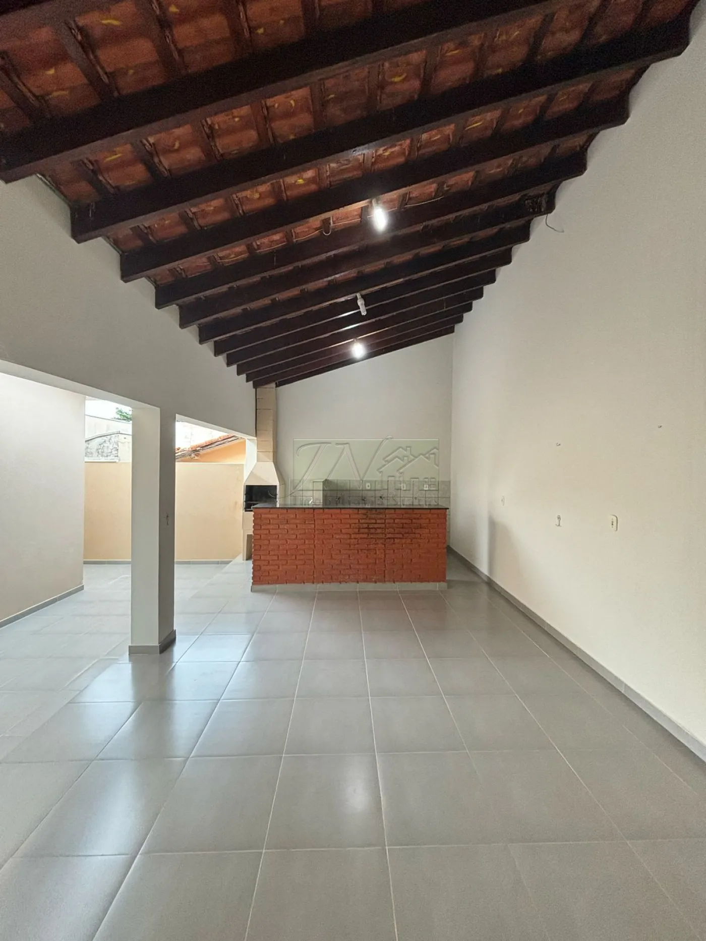 Alugar Residenciais / Casas em Santa Cruz do Rio Pardo R$ 2.300,00 - Foto 32