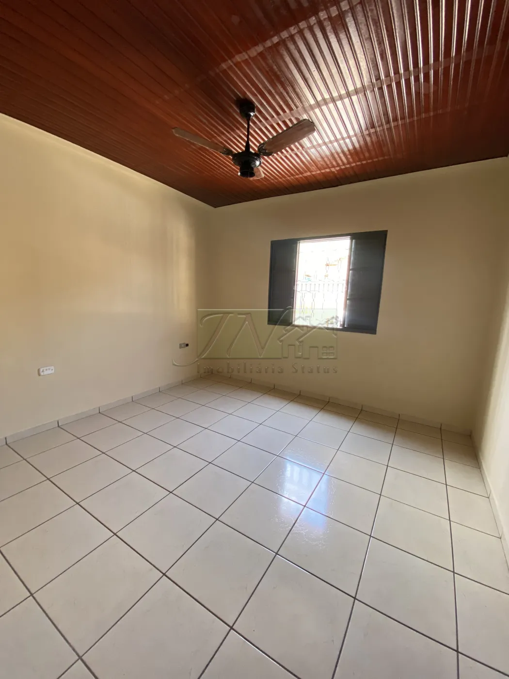 Alugar Residenciais / Casas em Santa Cruz do Rio Pardo R$ 1.800,00 - Foto 11