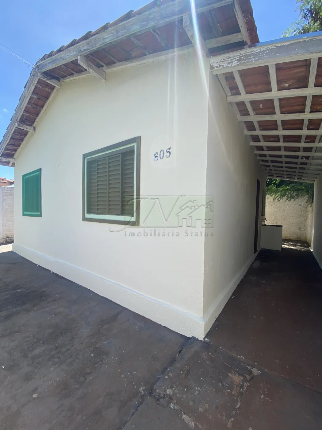 Alugar Residenciais / Casas em Santa Cruz do Rio Pardo R$ 850,00 - Foto 2