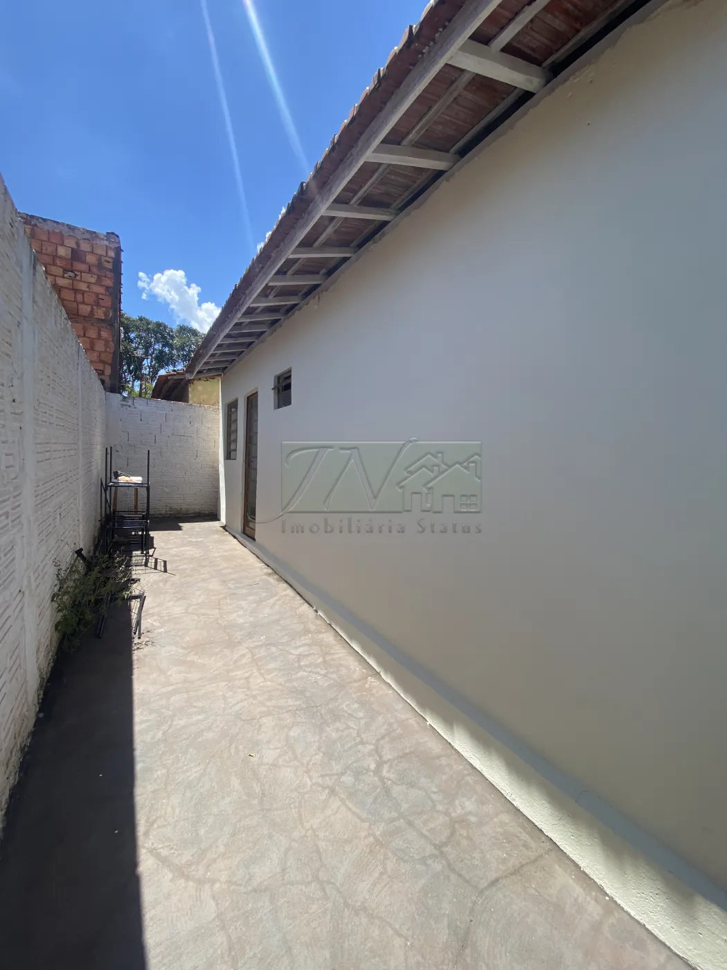 Alugar Residenciais / Casas em Santa Cruz do Rio Pardo R$ 850,00 - Foto 3