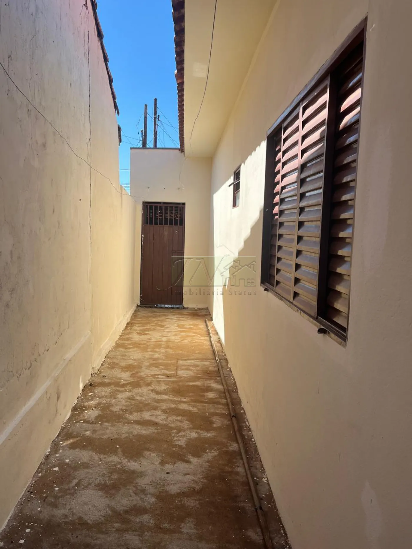 Alugar Residenciais / Casas em Santa Cruz do Rio Pardo R$ 1.100,00 - Foto 10