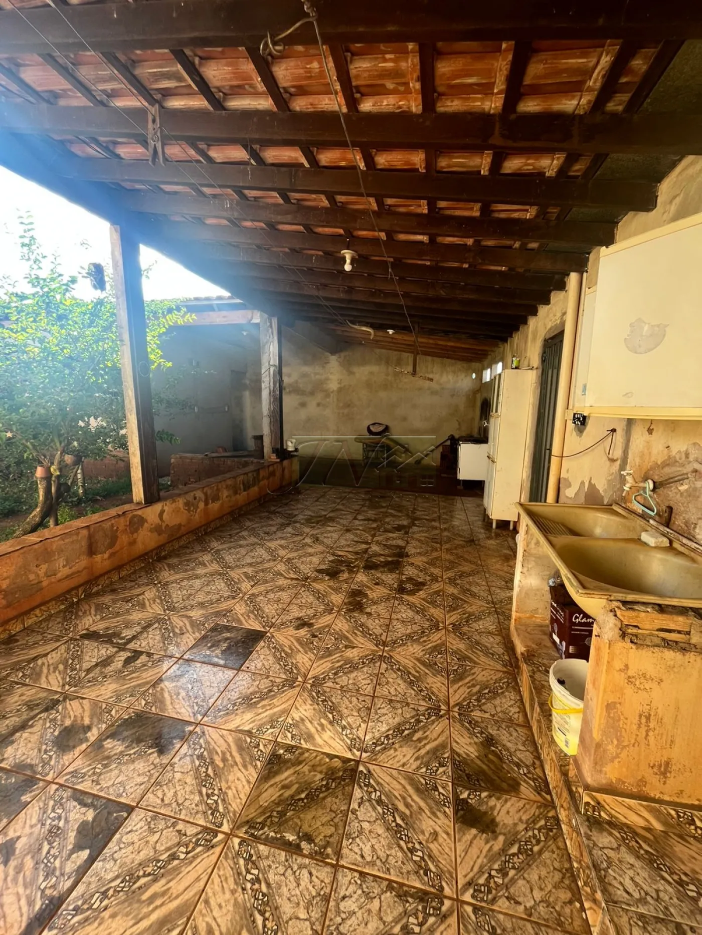 Alugar Residenciais / Casas em Santa Cruz do Rio Pardo R$ 950,00 - Foto 5