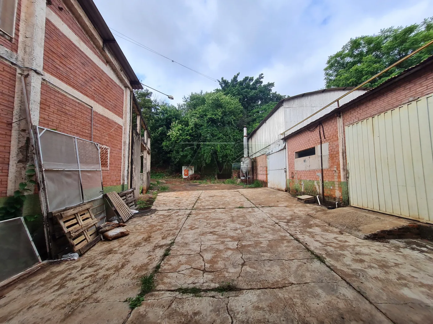 Alugar Comerciais / Galpão em Santa Cruz do Rio Pardo R$ 30.000,00 - Foto 19