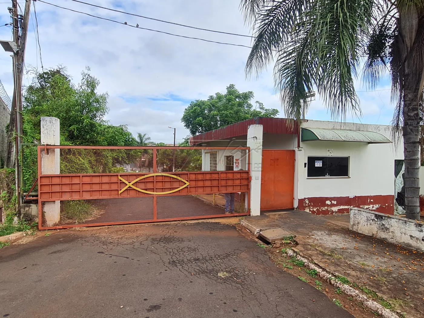 Alugar Comerciais / Galpão em Santa Cruz do Rio Pardo R$ 30.000,00 - Foto 1