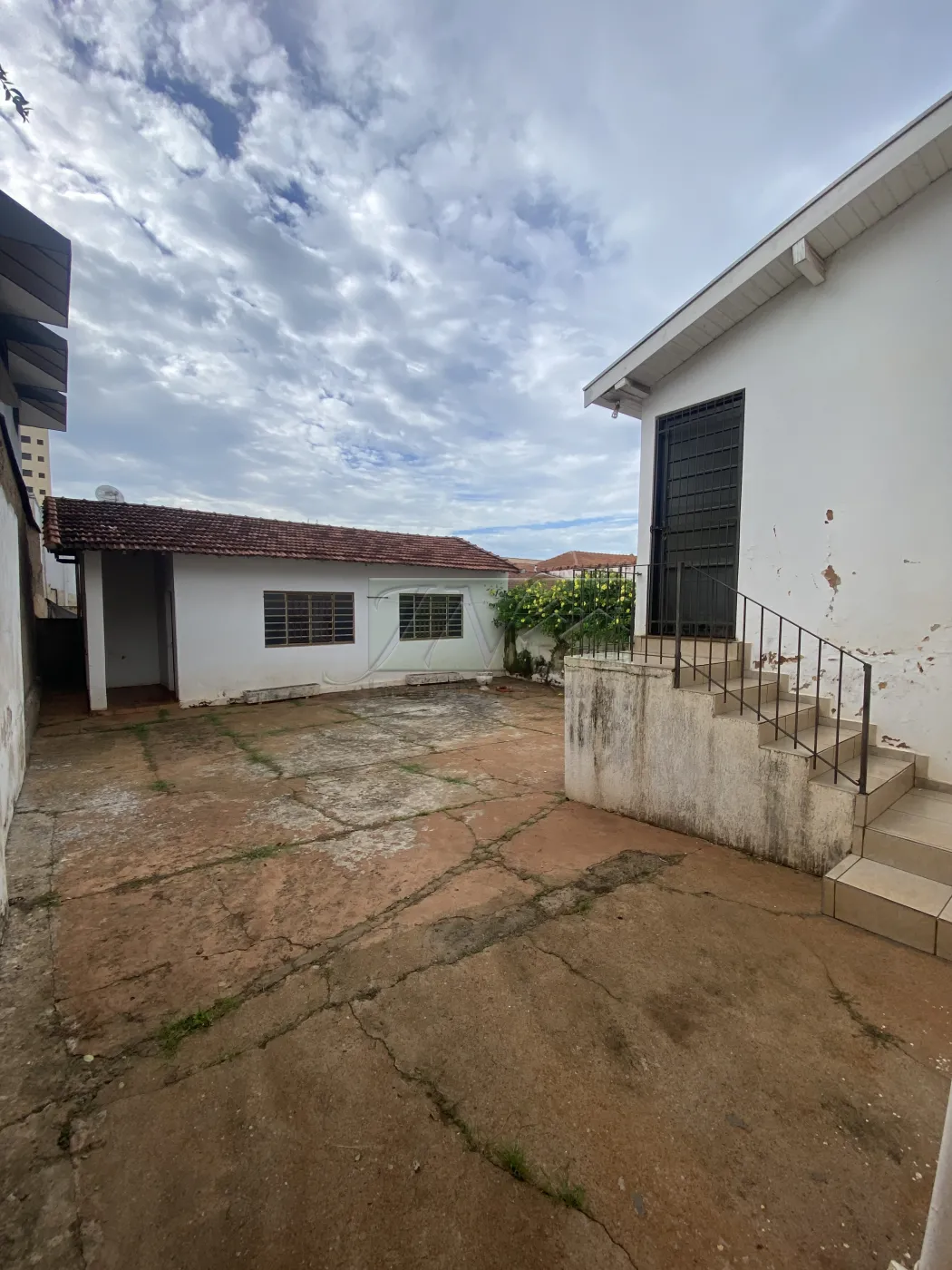 Alugar Comerciais / Ponto Comercial em Santa Cruz do Rio Pardo R$ 3.000,00 - Foto 5