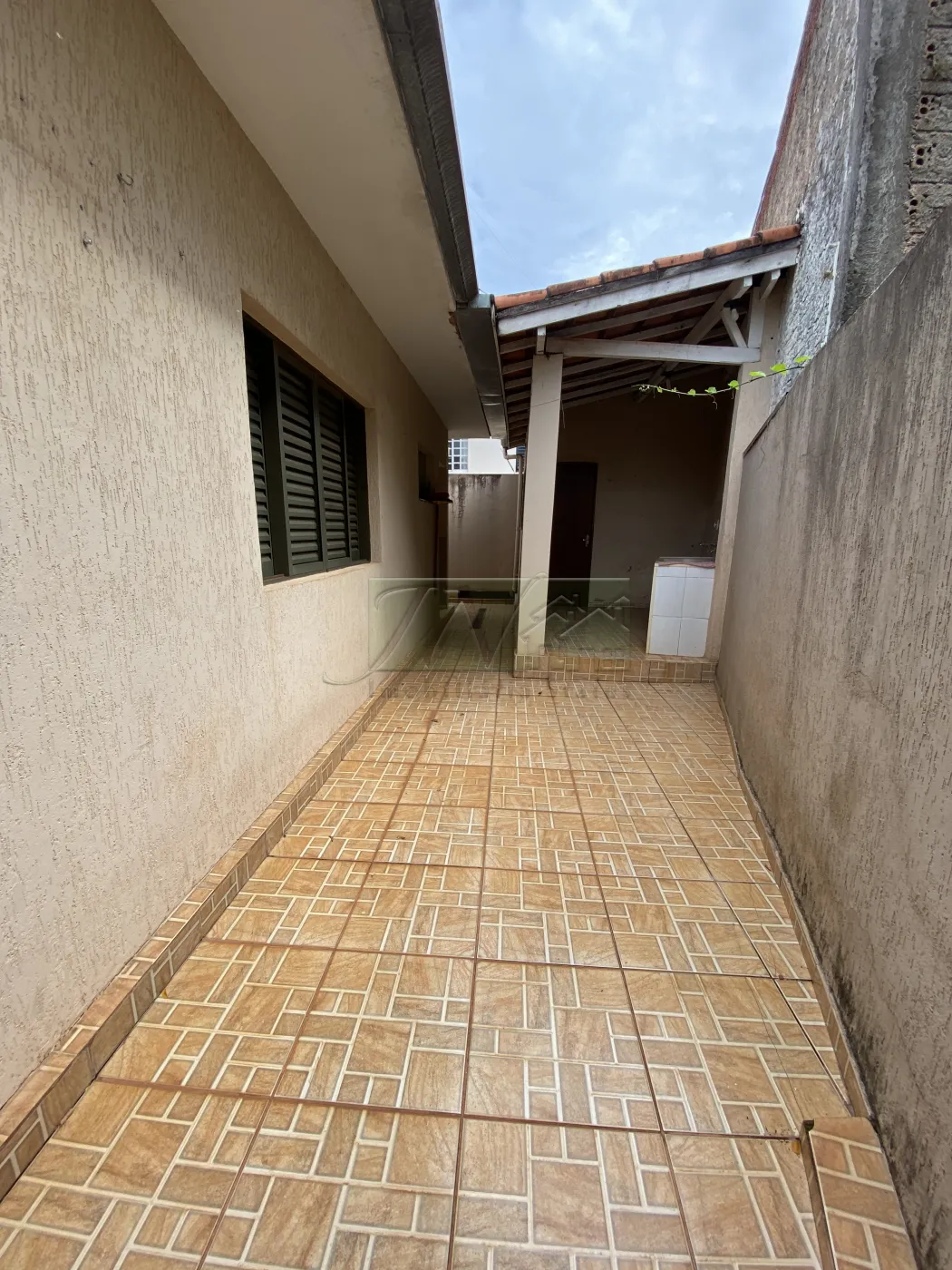 Alugar Residenciais / Casas em Santa Cruz do Rio Pardo R$ 2.700,00 - Foto 15