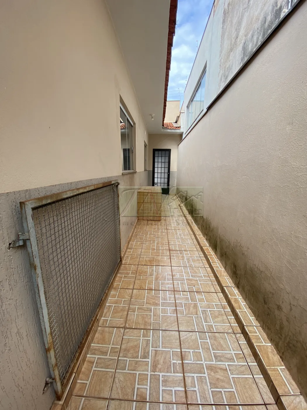 Alugar Residenciais / Casas em Santa Cruz do Rio Pardo R$ 2.700,00 - Foto 16