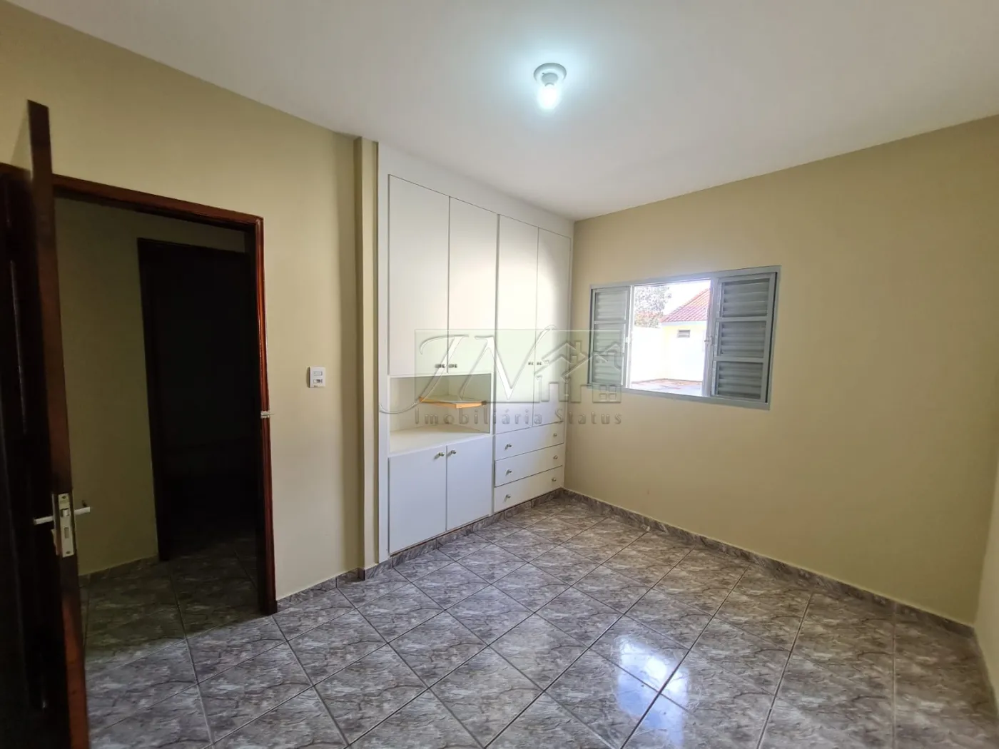 Alugar Residenciais / Casas em Santa Cruz do Rio Pardo R$ 2.200,00 - Foto 14