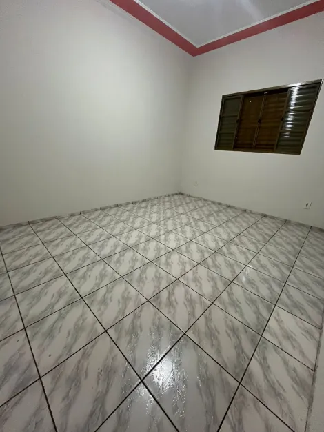 Alugar Residenciais / Casas em Santa Cruz do Rio Pardo R$ 1.250,00 - Foto 7