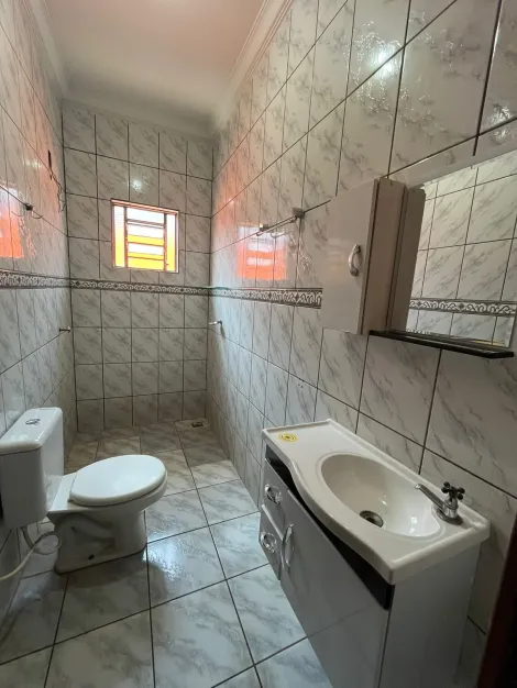 Alugar Residenciais / Casas em Santa Cruz do Rio Pardo R$ 1.250,00 - Foto 9