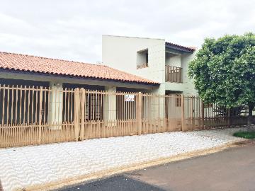 Residenciais / Casas em Santa Cruz do Rio Pardo 