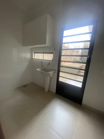 Alugar Residenciais / Casas em Santa Cruz do Rio Pardo R$ 2.650,00 - Foto 10