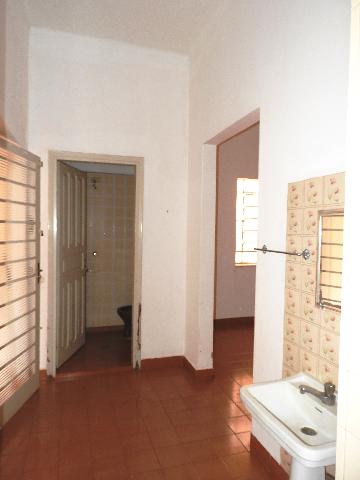 Alugar Residenciais / Casas em Santa Cruz do Rio Pardo R$ 1.400,00 - Foto 18