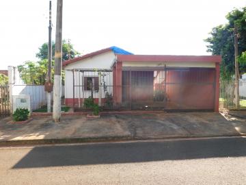 Alugar Residenciais / Casas em Santa Cruz do Rio Pardo R$ 800,00 - Foto 2